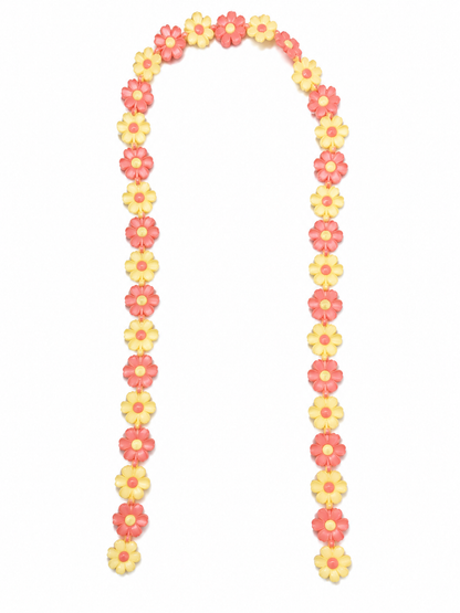 Collar Decorativo de Flores Rosadas y Amarillas con Diseño de Margaritas.