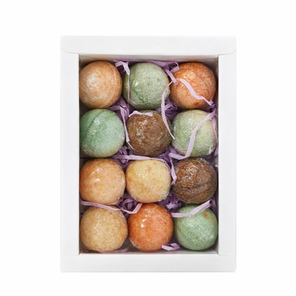 Conjunto presenta doce bombas de baño efervescentes.