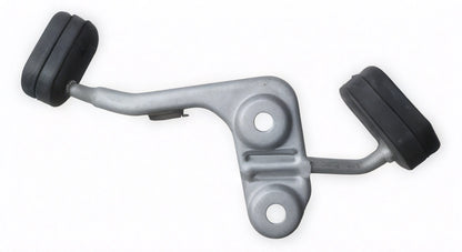 Soporte de escape trasero o una percha de escape diseñado para vehículos, específicamente mencionado para modelos de Mercedes-Benz como el C300 o E350