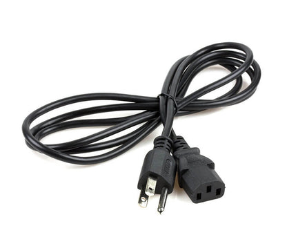 Cable de alimentación universal de 3 clavijas (NEMA 5-15P a IEC 60320 C13) utilizado comúnmente para computadoras, monitores e impresoras.