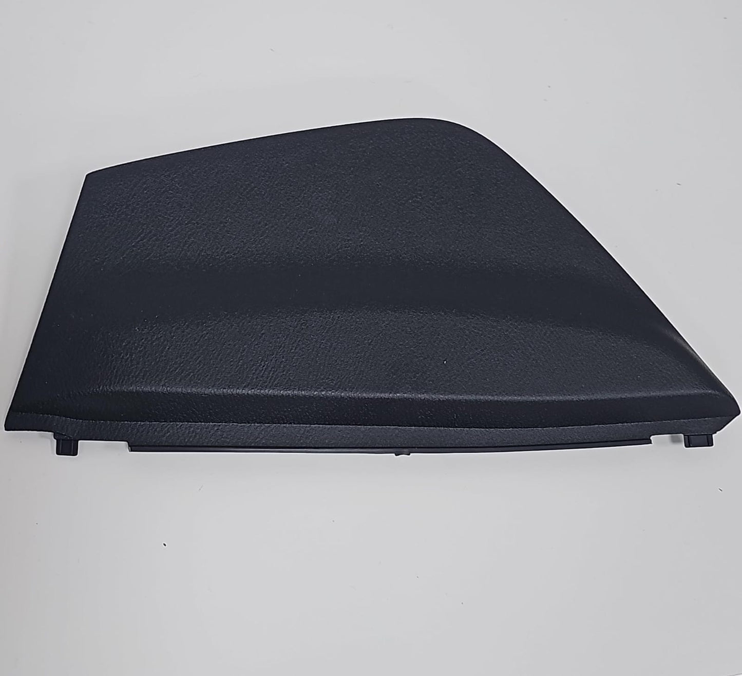 Moldura de tapa lateral del salpicadero Nissan Qashqai 2022.