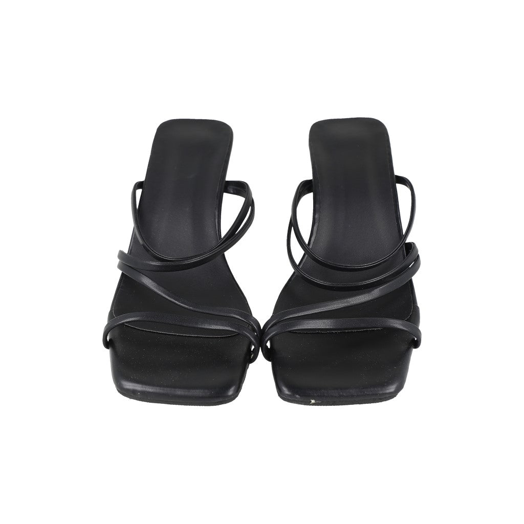 Zapatos bajitos con tacones, negros, size 41