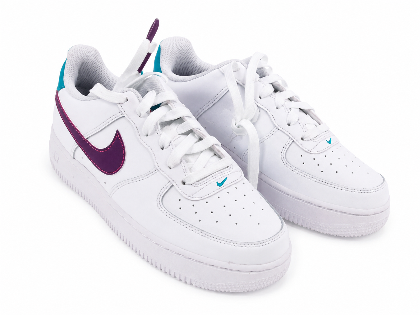 Zapatillas Deportivas Blancas para Mujer Talla 6.5 con Diseño Casual de Corte Bajo.
