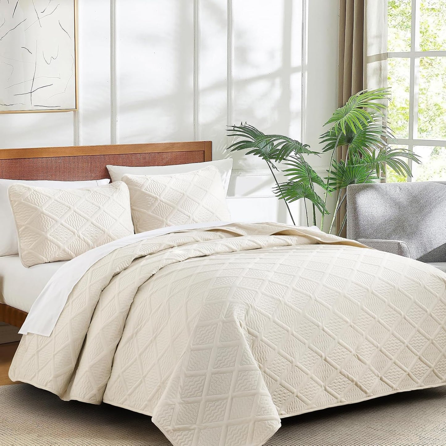 Juego de colcha tamaño Queen color beige, colcha fina y ligera de microfibra con 2 fundas de almohadas.