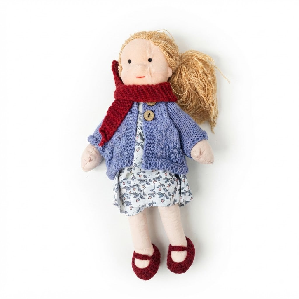 Muñeca de tela hecha a mano.