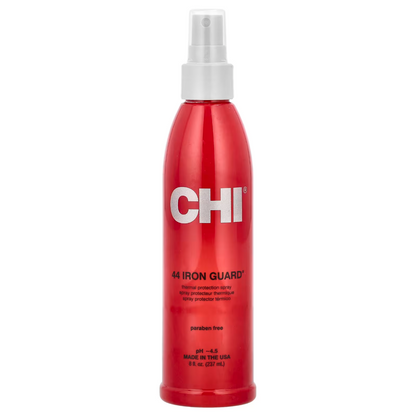 Spray protector térmico viene en una botella roja vibrante con un atomizador plateado y está diseñado para proteger el cabello del daño por calo.