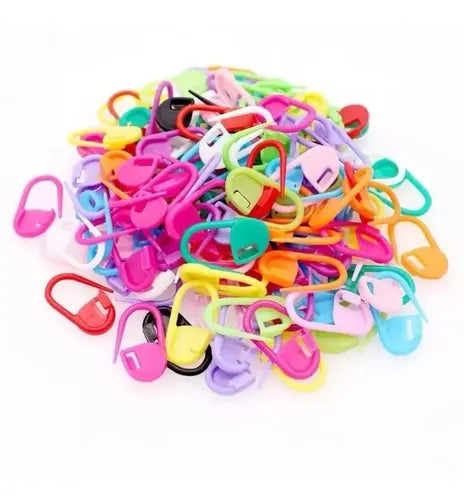 Marcadores de punto de plástico para tejer y ganchillo.