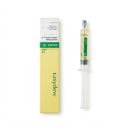 Ampolla de tratamiento facial en formato aplicador tipo jeringa.
