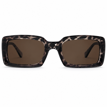 Gafas de sol rectangulares con montura carey gris y lentes marrones.